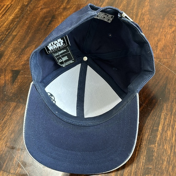 Star Wars R2-D2 Hat - Picture 3 of 5